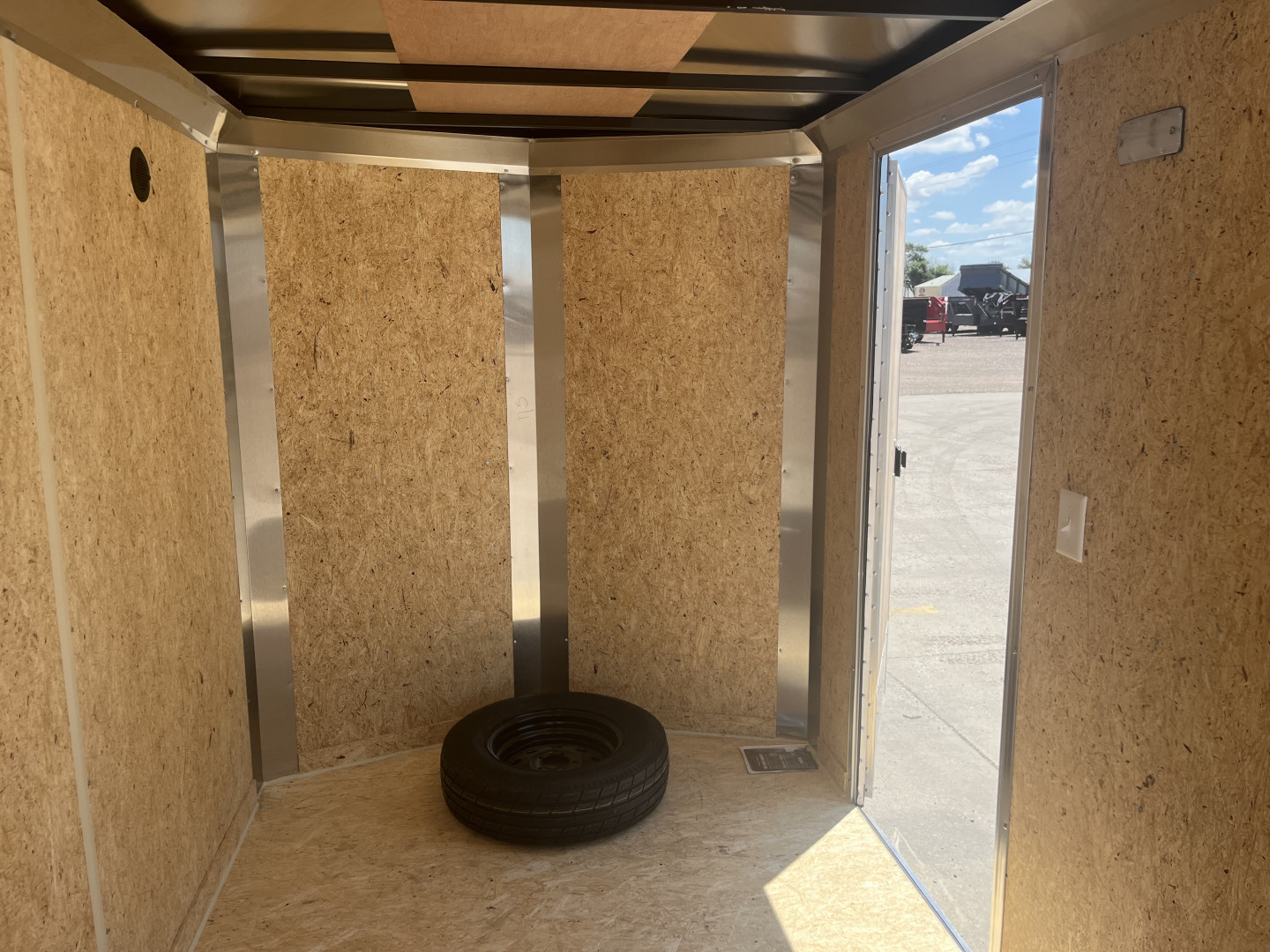 New 2025 LOOK TRAILERS 6' x 12' Single Axle .080 Composite Skin Cargo / Enclosed Trailer