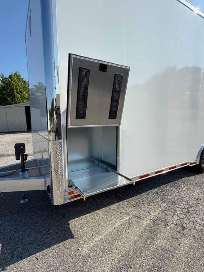 New 8.5x32 intech Stacker