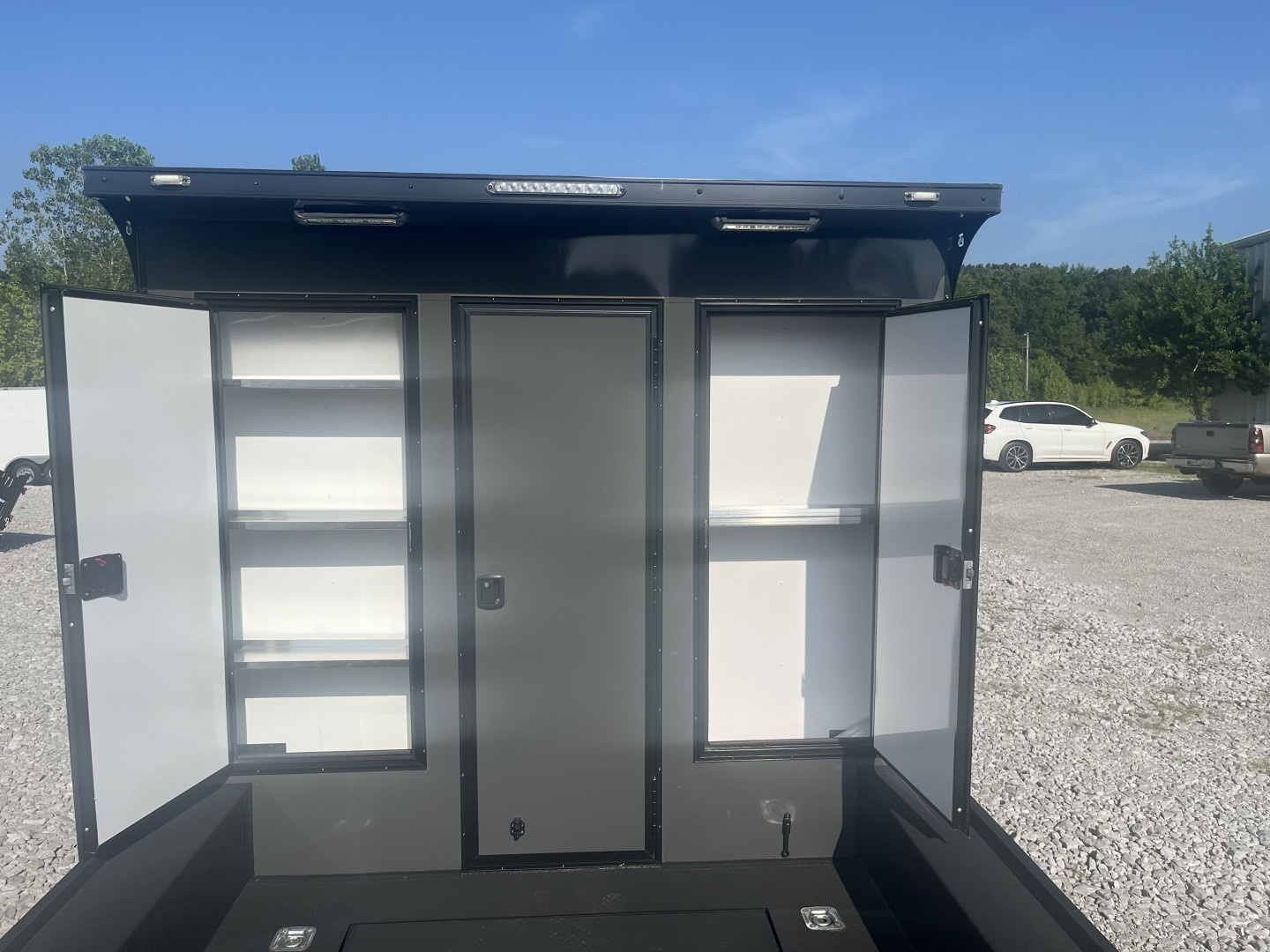 New 2024 United Trailers UTH-8.528TA52 TOY HAULER