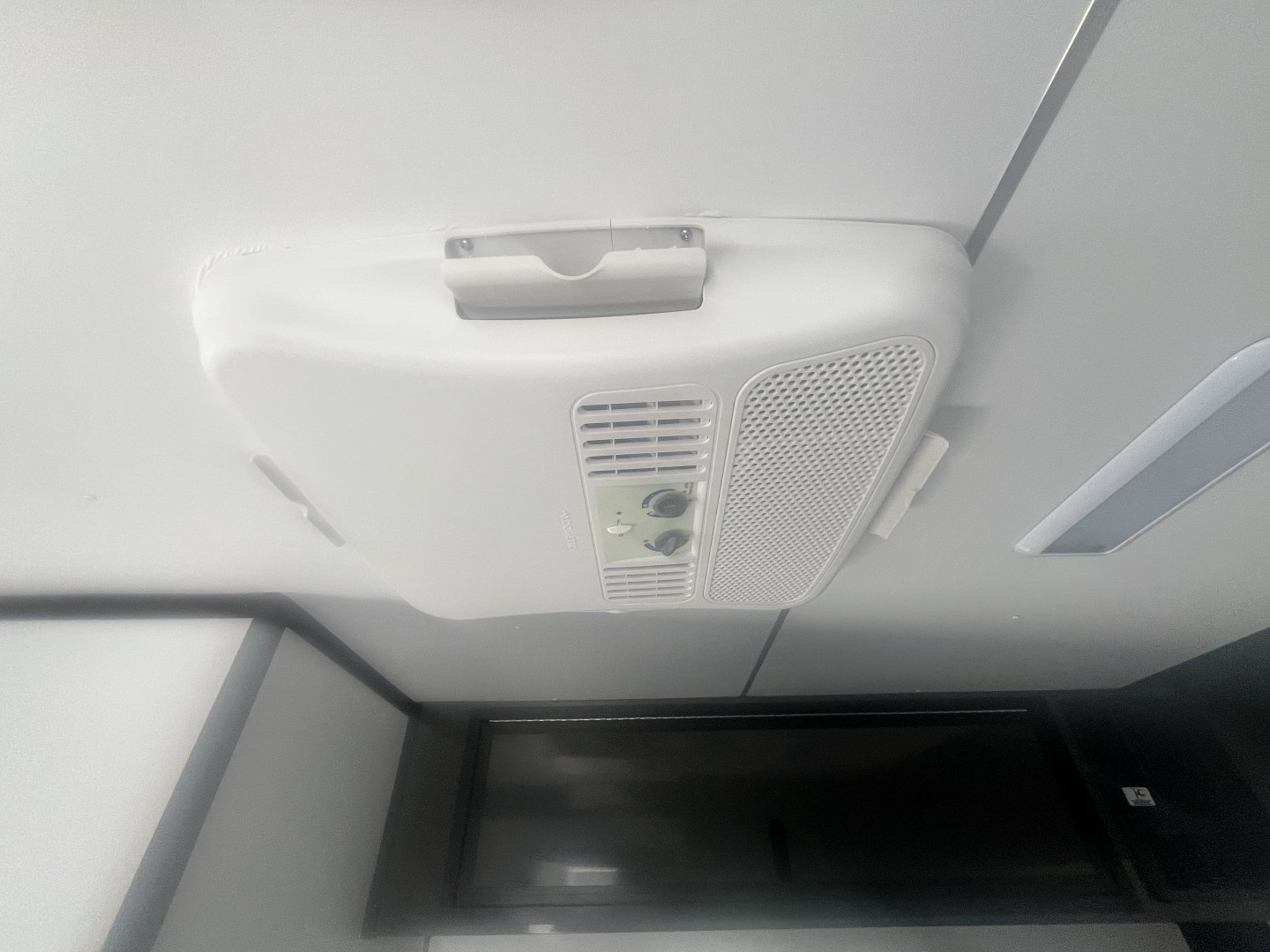 New 2024 United Trailers UTH-8.528TA52 TOY HAULER