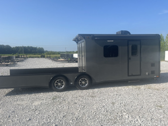 New 2024 United Trailers UTH-8.528TA52 TOY HAULER