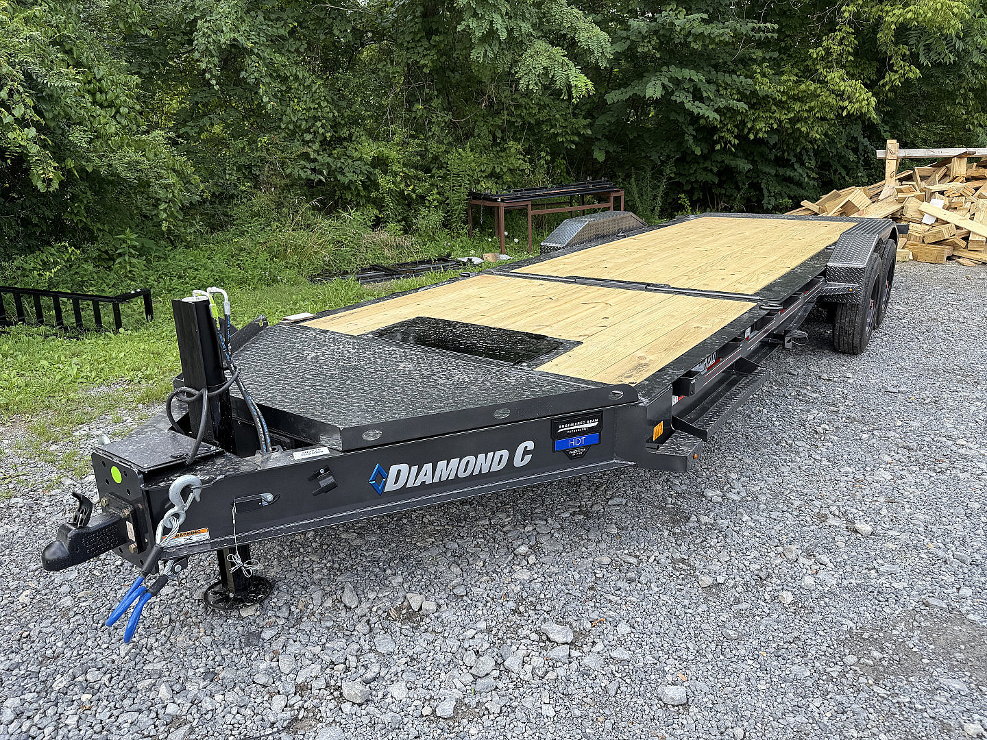 New 2026 Diamond C HDT210 Tilt Trailer 22’ PACESETTER EDITION POP UP WINCH HYDRO JACK