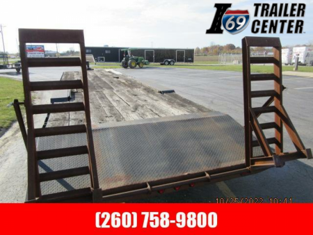 Used 2000 TRI-AXLE BUMPER PULL  Equipment Trailer