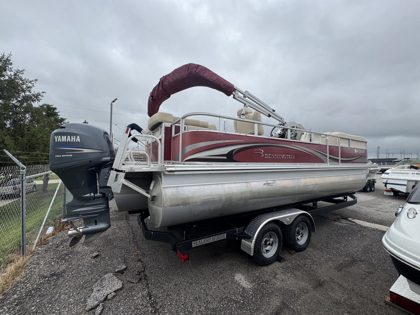 Used 2009 Bennington 2274 RLi Tri-Toon