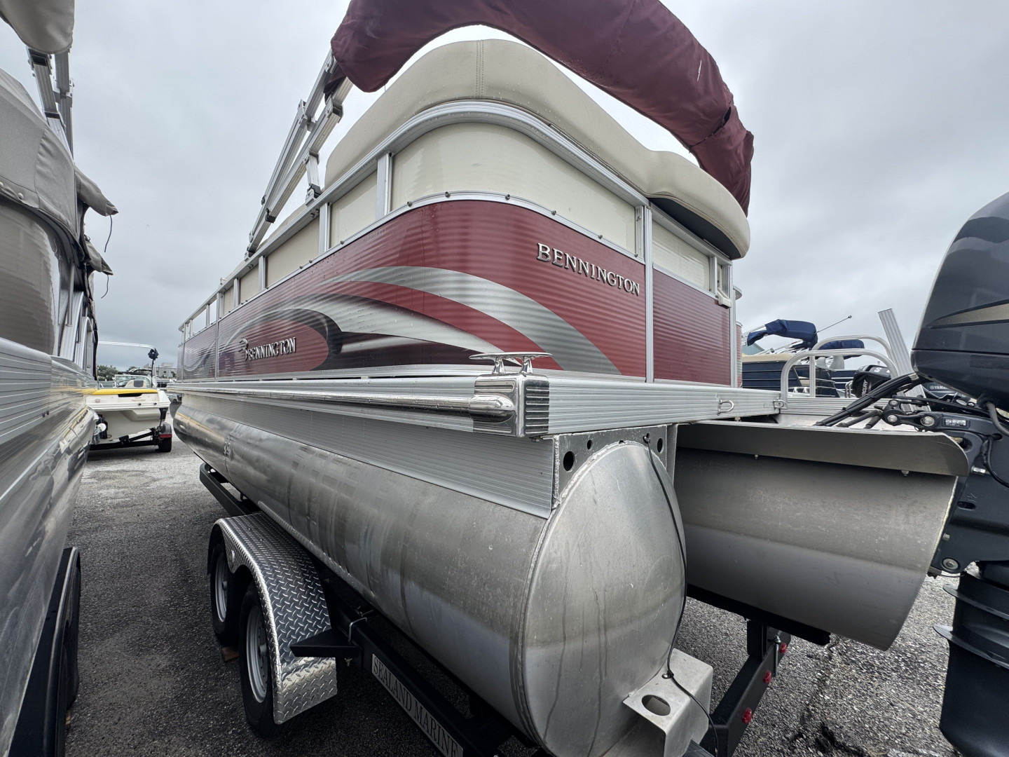 Used 2009 Bennington 2274 RLi Tri-Toon