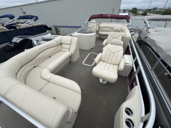 Used 2009 Bennington 2274 RLi Tri-Toon