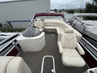 Used 2009 Bennington 2274 RLi Tri-Toon