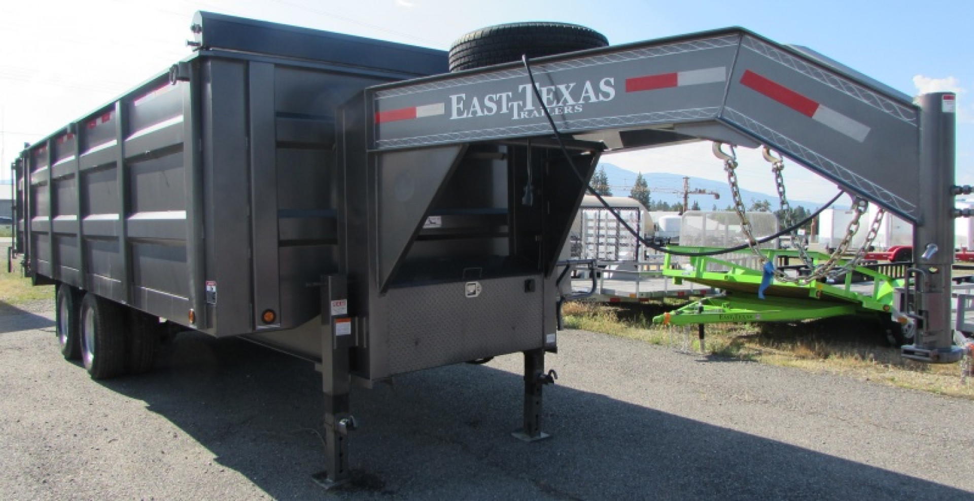 New 2025 East Texas Trailers GX9620102 Dump Trailer