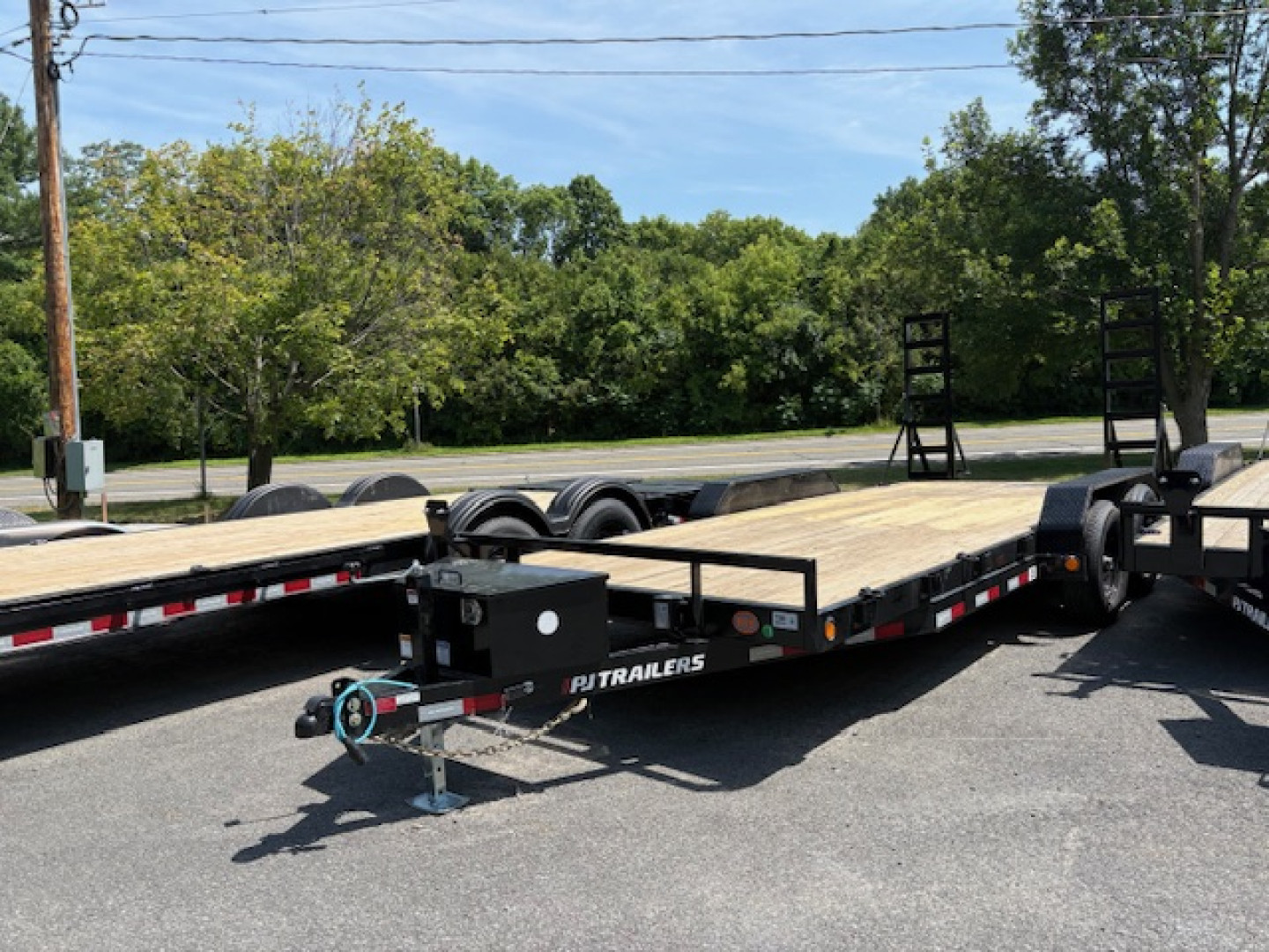 New 2026 PJ Trailers 83" x 18' CE Equipment Trailer