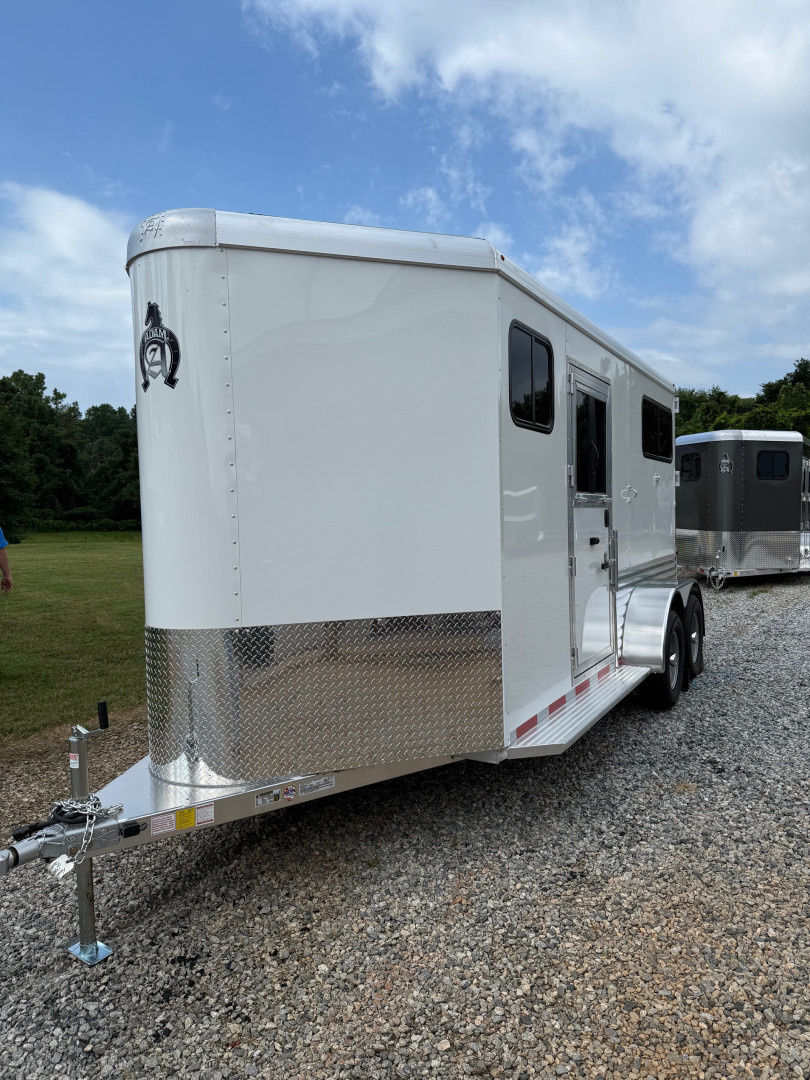 New 2026 Adam 2 Horse Straightload JuLite Bumper Pull Horse Trailer