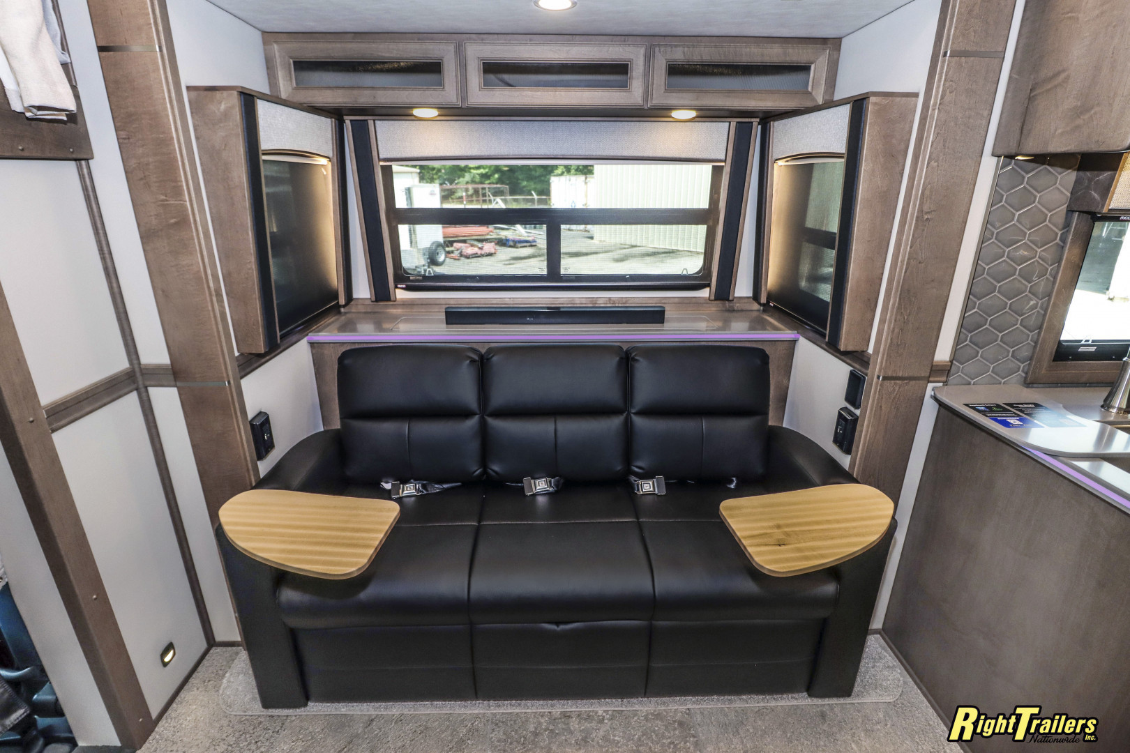 New 2026 Renegade RV Classic 45CME Motorhome With 1.5 Bathrooms