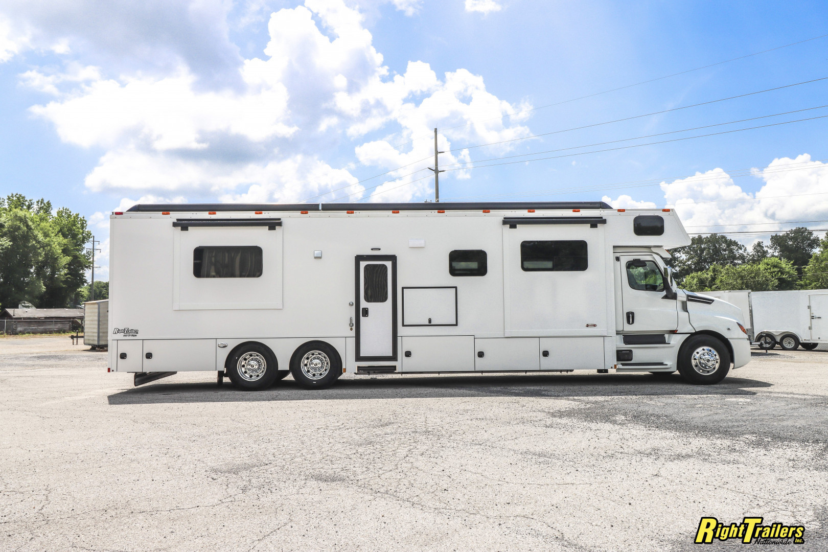 New 2026 Renegade RV Classic 45CME Motorhome With 1.5 Bathrooms