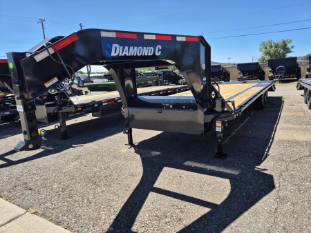 New 2025 Diamond C Gooseneck Tandem Axle Deckover/18,000 GVWR/102"x28'