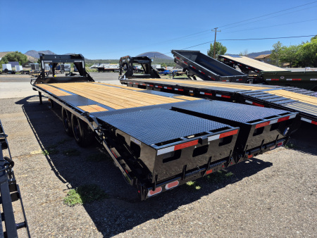 New 2025 Diamond C Gooseneck Tandem Axle Deckover/18,000 GVWR/102"x28'