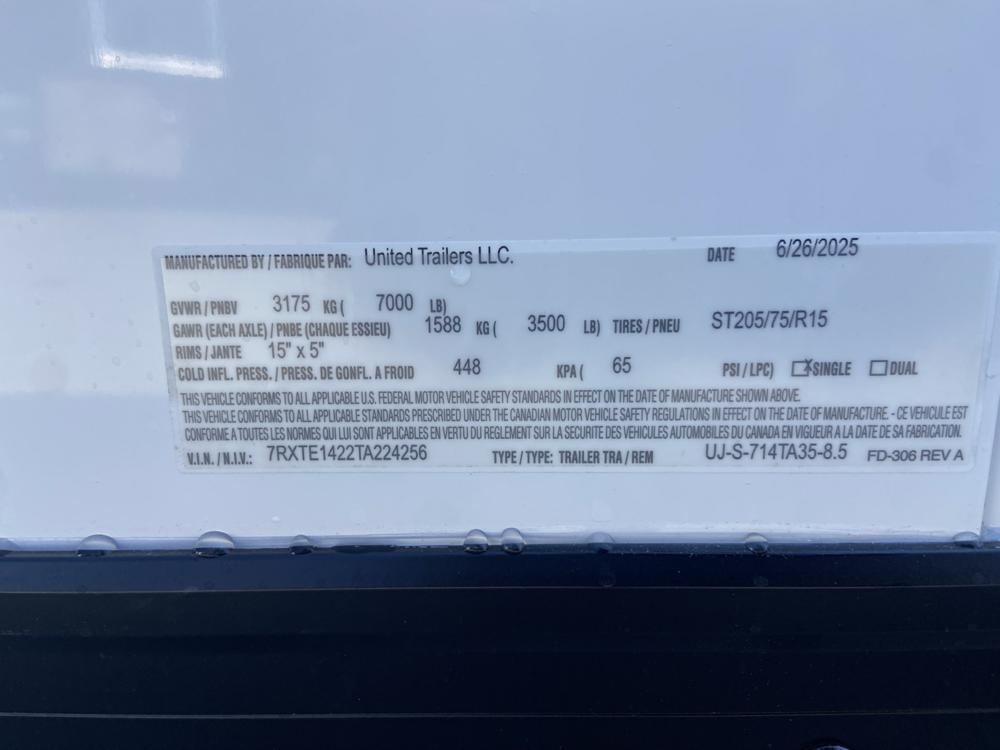 New United UJ-S 14' V-Nose Enclosed Cargo Trailer
