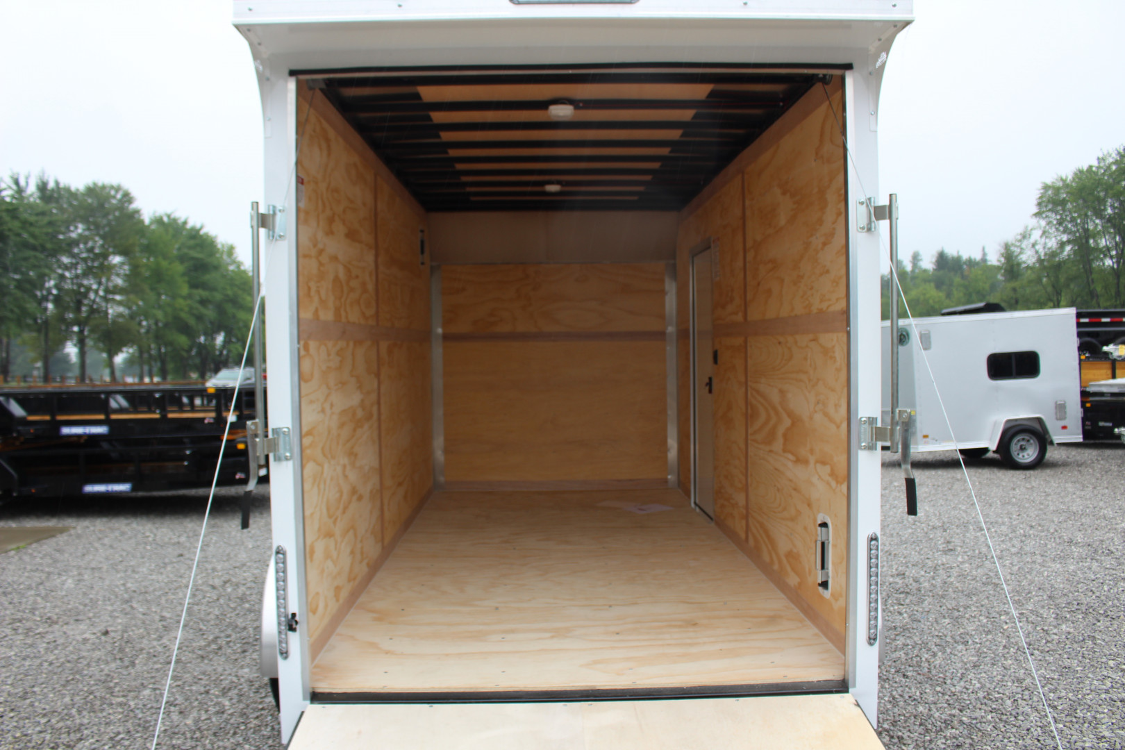 New 2025 United Trailers UXT 7' x 14' Enclosed Trailer - Rear Ramp Door - 9990# GVW