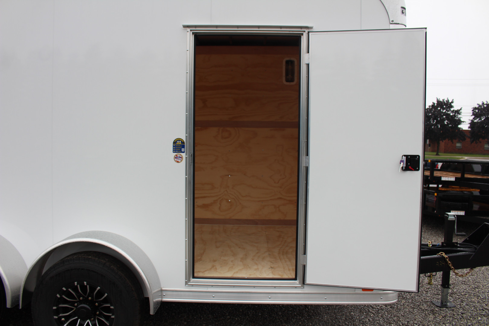 New 2025 United Trailers UXT 7' x 14' Enclosed Trailer - Rear Ramp Door - 9990# GVW