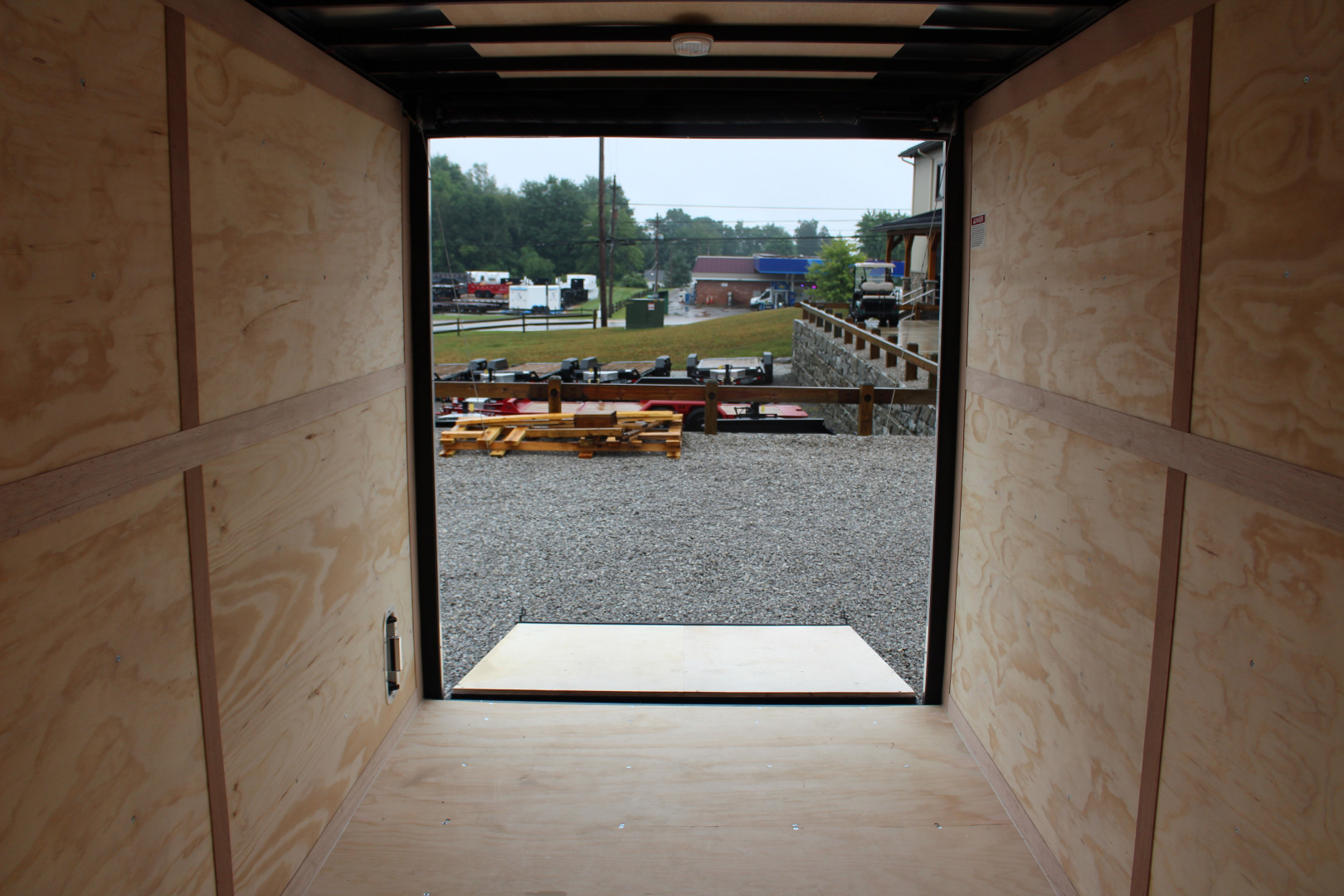 New 2025 United Trailers UXT 7' x 14' Enclosed Trailer - Rear Ramp Door - 9990# GVW