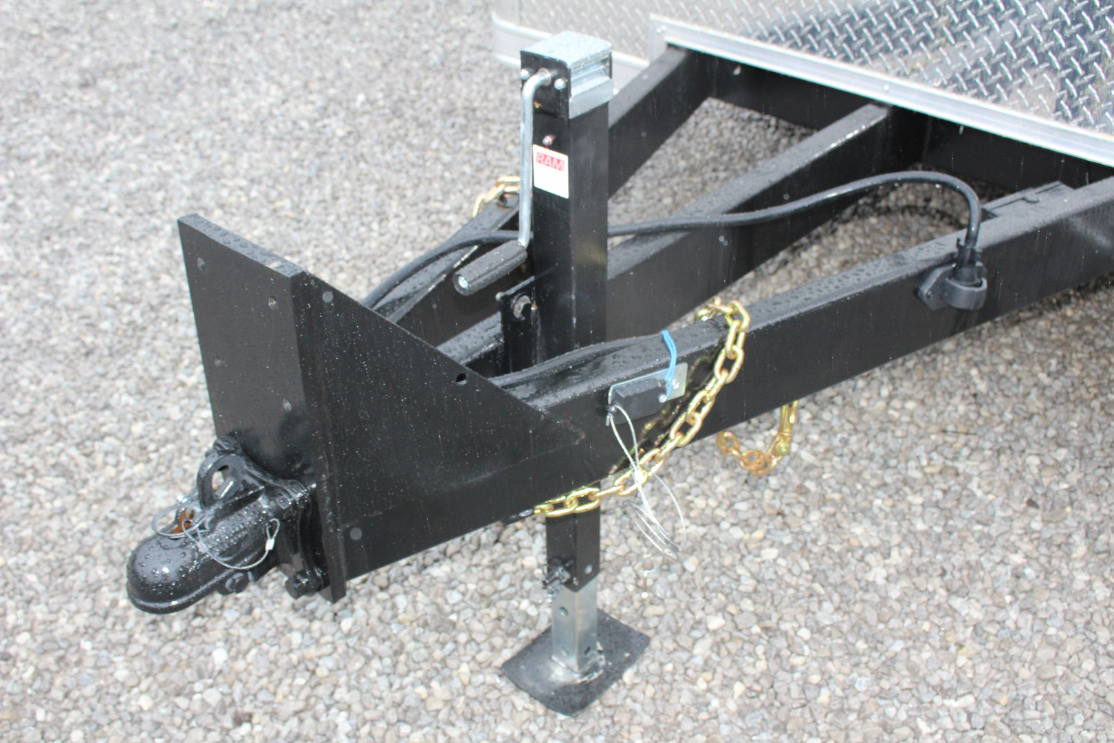 New 2025 United Trailers UXT 7' x 14' Enclosed Trailer - Rear Ramp Door - 9990# GVW