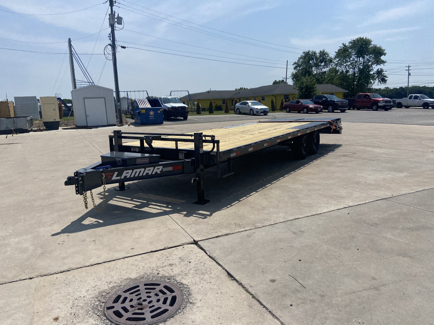 New Lamar 24' Deckover Trailer
