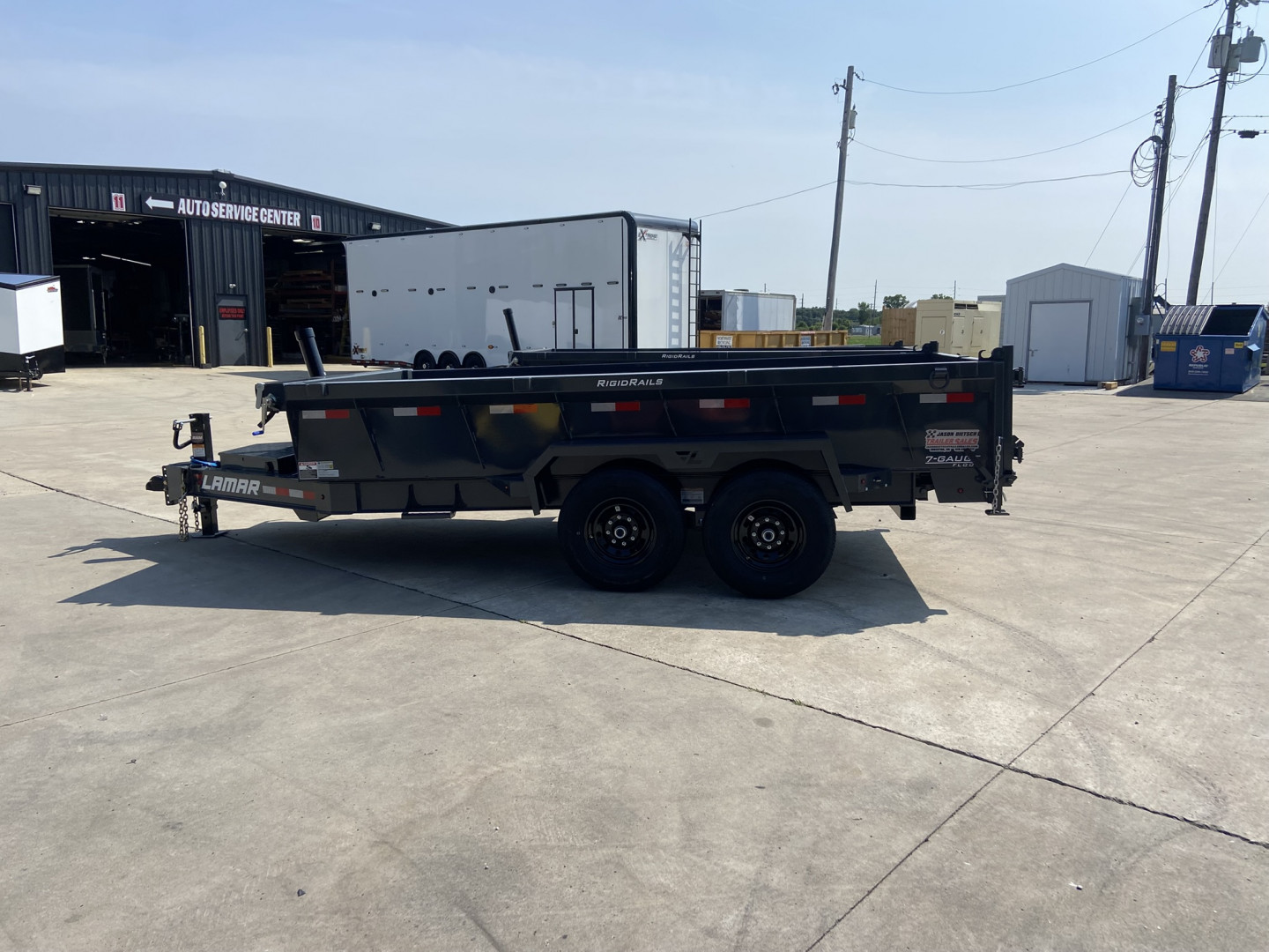 New Lamar 14' Telescopic Dump Trailer