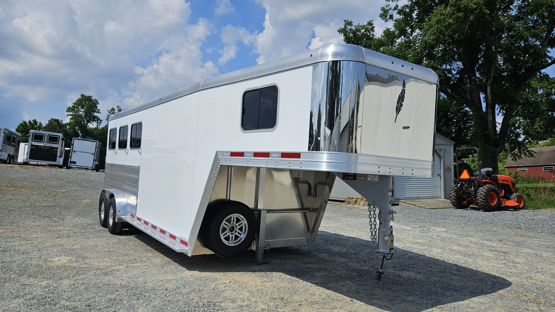 New 2026 Featherlite Trailers 9600 7X19.58 Horse Trailer