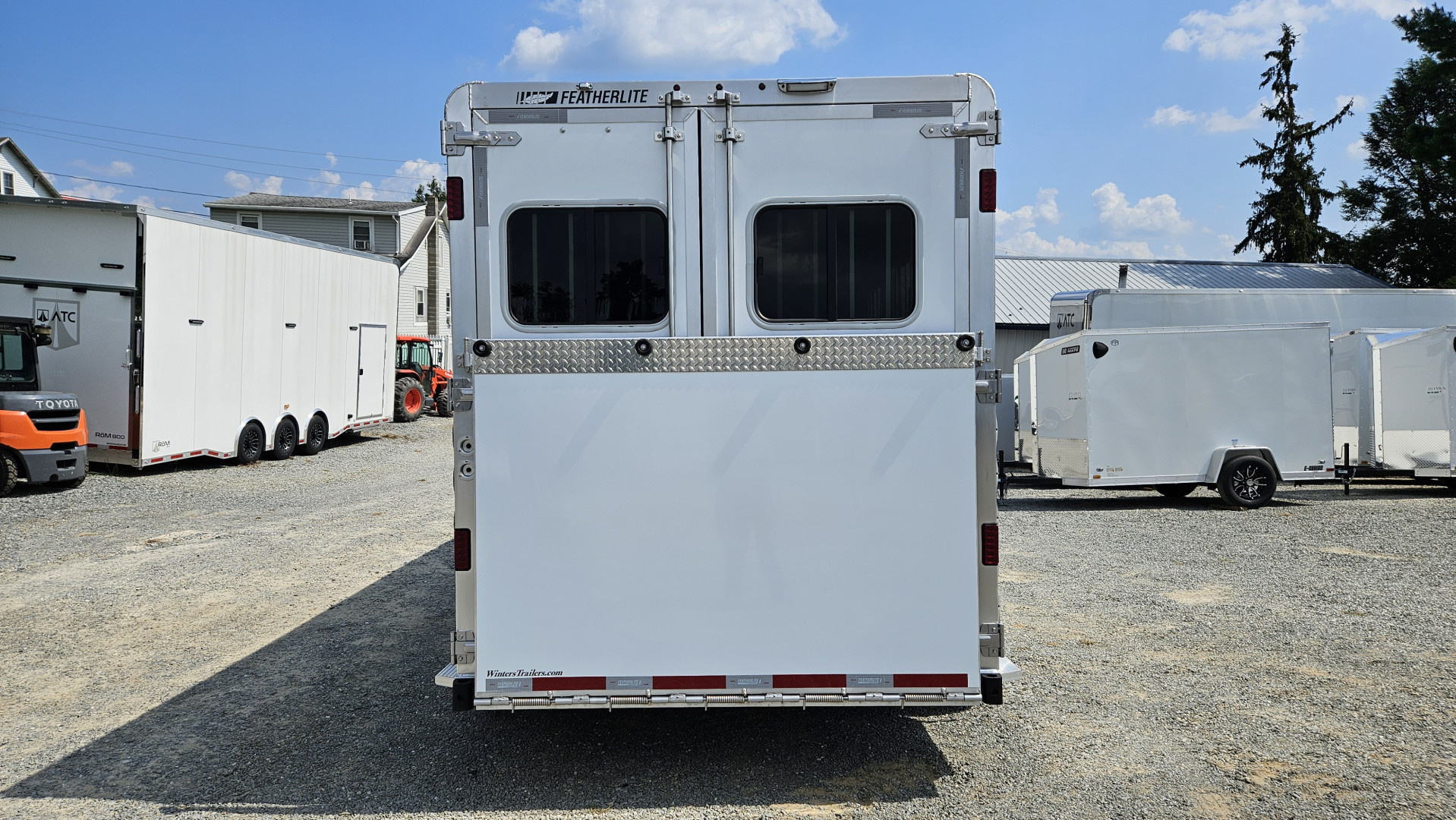 New 2026 Featherlite Trailers 9600 7X19.58 Horse Trailer