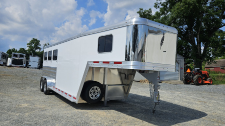New 2026 Featherlite Trailers 9600 7X19.58 Horse Trailer