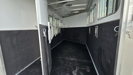 New 2026 Featherlite Trailers 9600 7X19.58 Horse Trailer