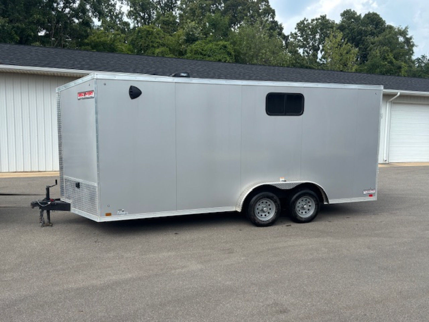 Used 2026 Discovery Trailers 7x18 ET V-Nose Ramp Door Enclosed Trailer/Toy Hauler