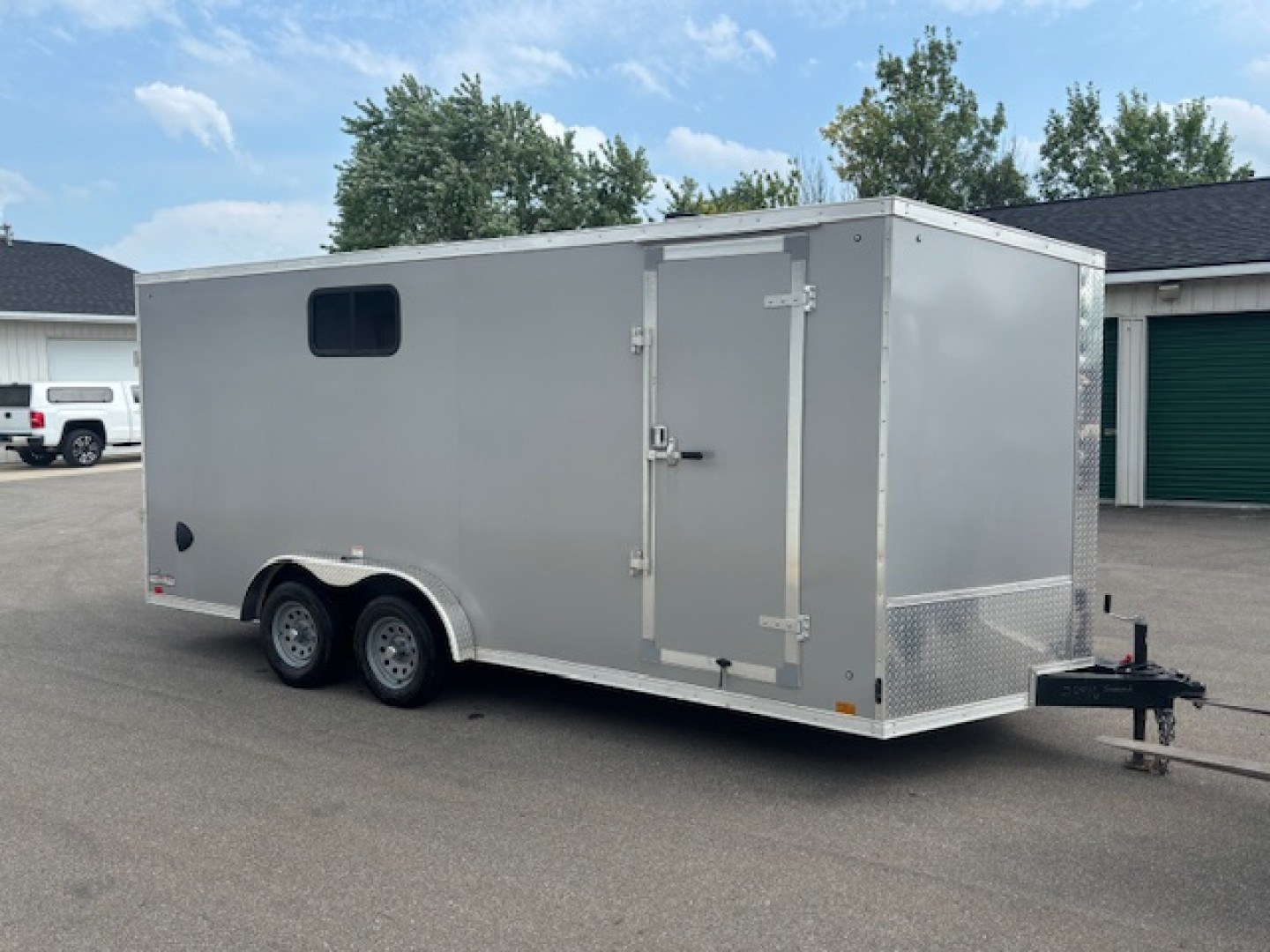 Used 2026 Discovery Trailers 7x18 ET V-Nose Ramp Door Enclosed Trailer/Toy Hauler