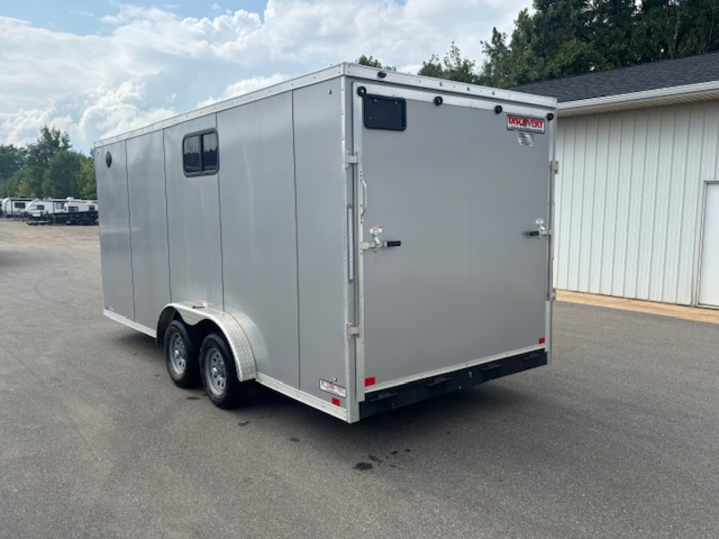 Used 2026 Discovery Trailers 7x18 ET V-Nose Ramp Door Enclosed Trailer/Toy Hauler