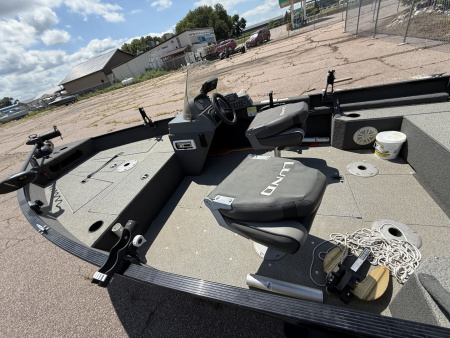 Used 2014 Lund 1625 Fury XL Fishing Boat