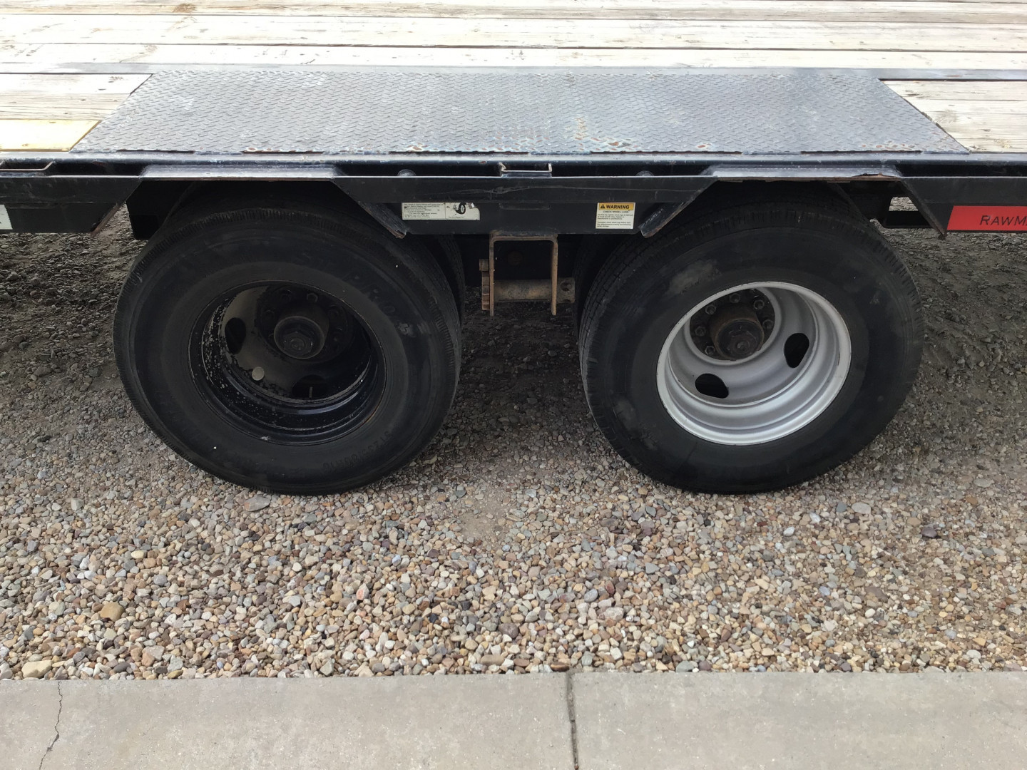 Used RawMaxx 102"x40' GN Flatbed