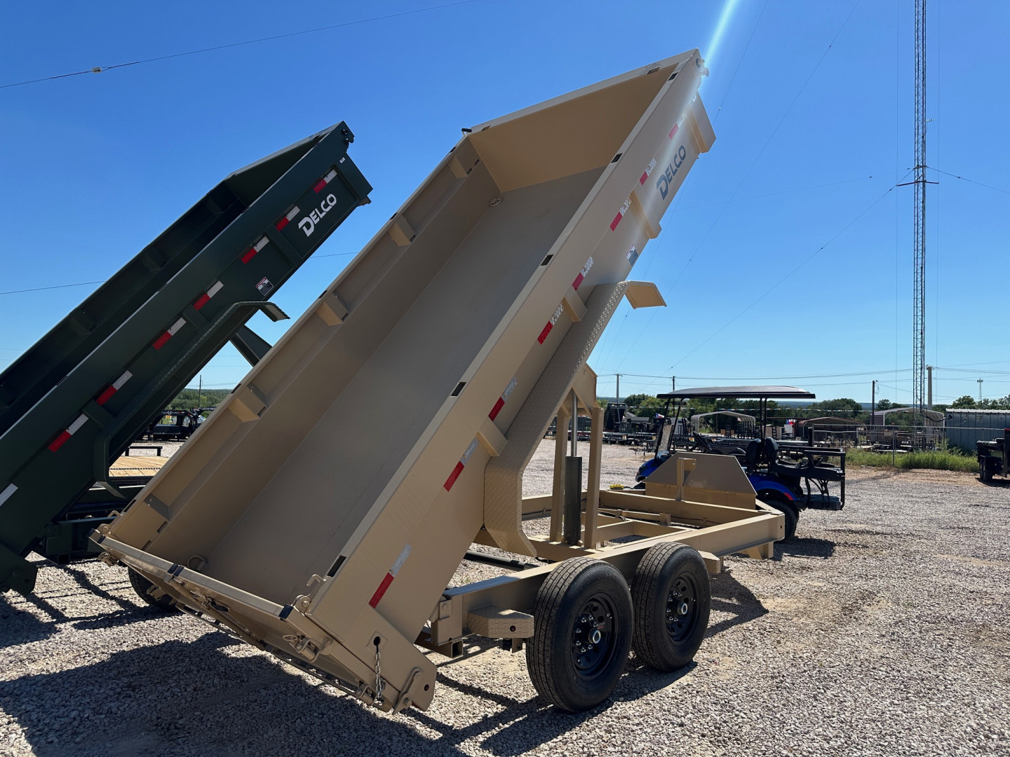 New 2025 Delco - Dump Trailer - 14' X 2' - Tarp - Ramps - Spreader Gate