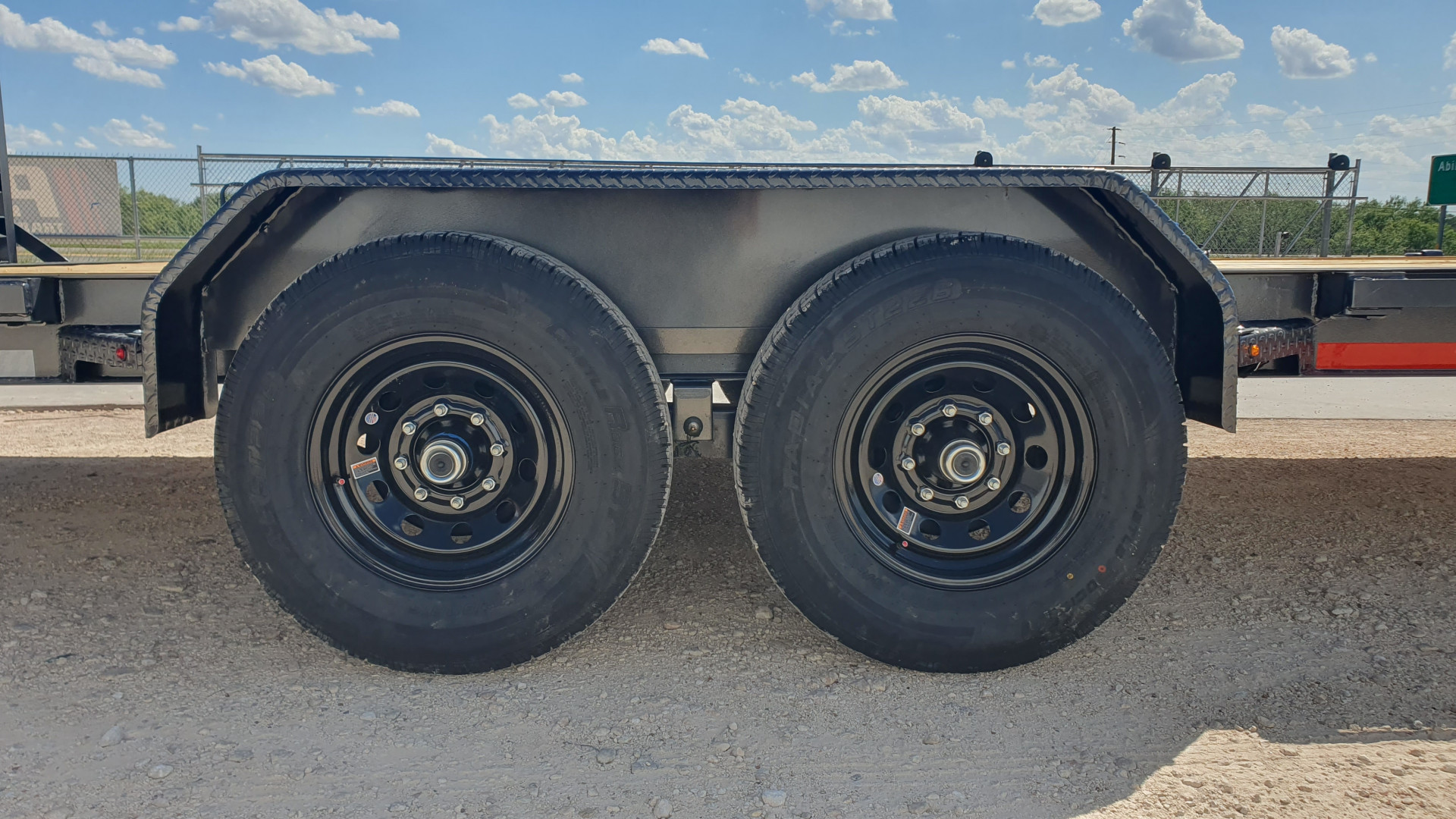 New 2026 Diamond C 82"x20' BP Baseline Equipment - HEQ207