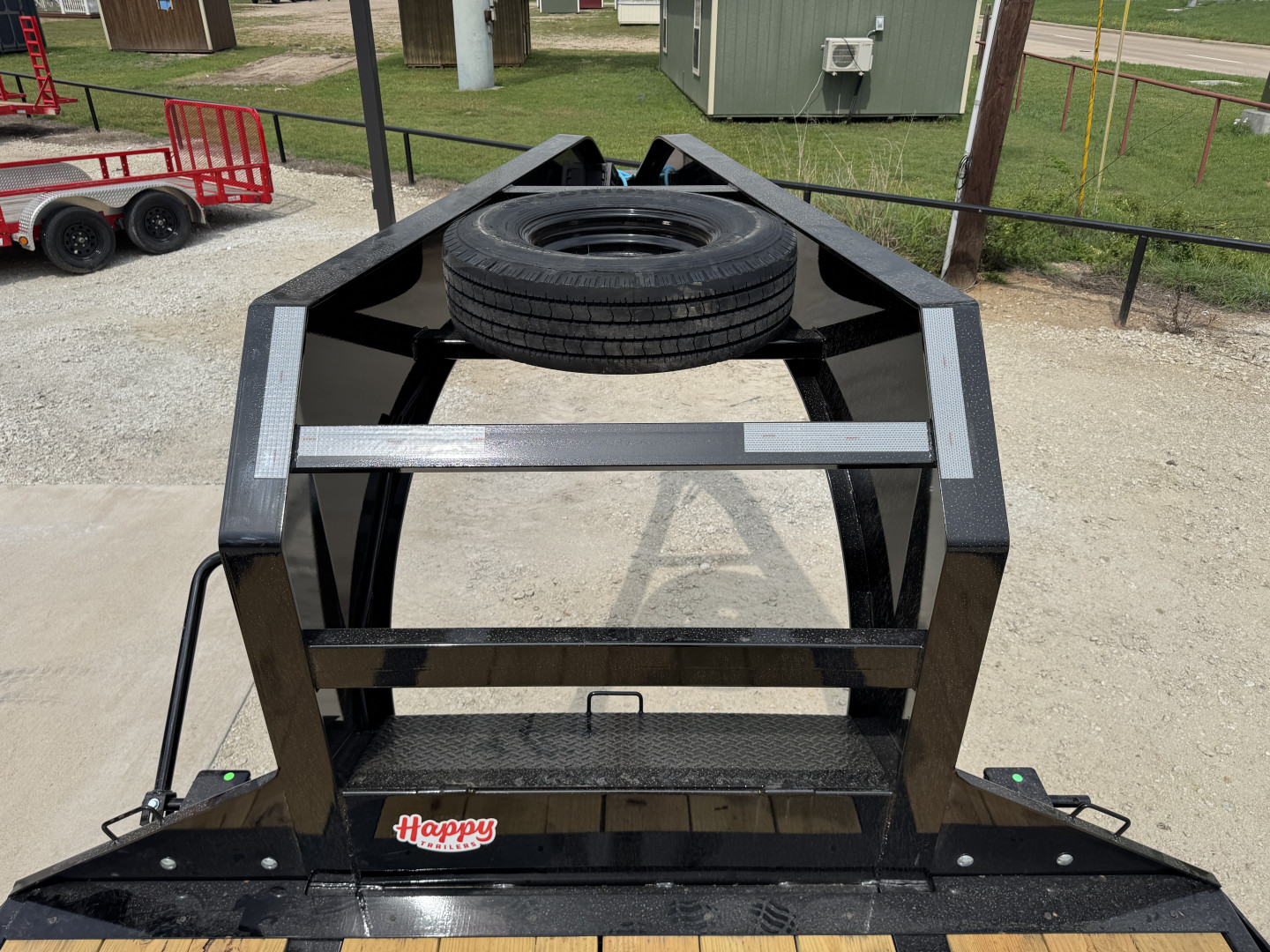 New 2026 PJ 102"x40' GN Low-Pro Flatbed w/ Duals - LD