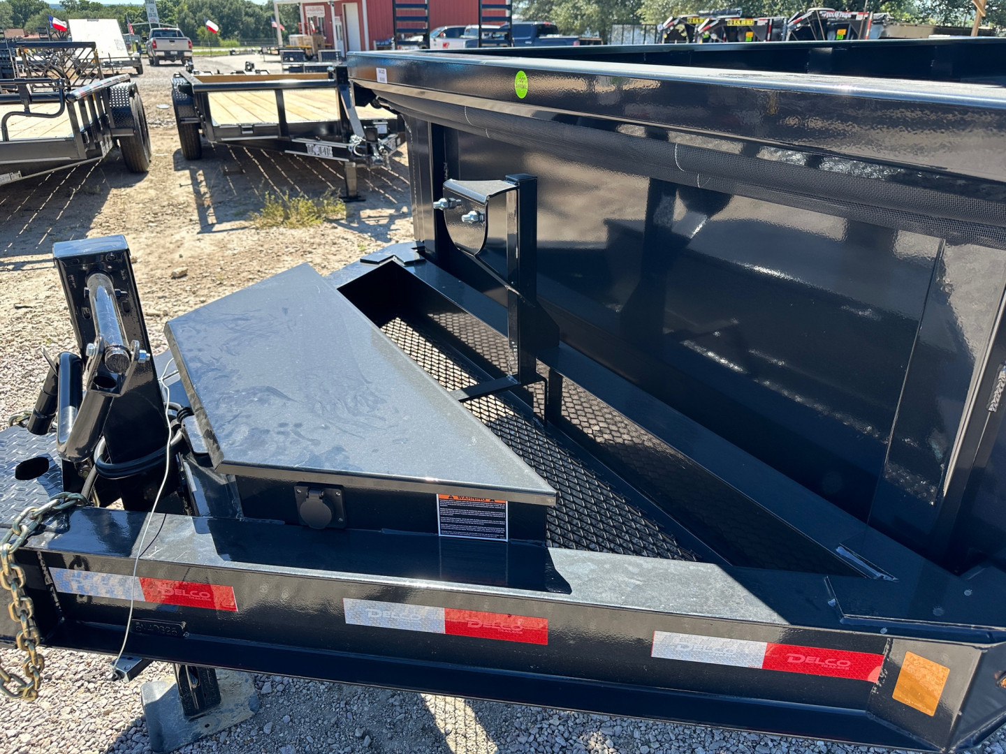 New 2025 Delco - Dump Trailer - 14' X 2' - Tarp - Ramps - Spreader Gate