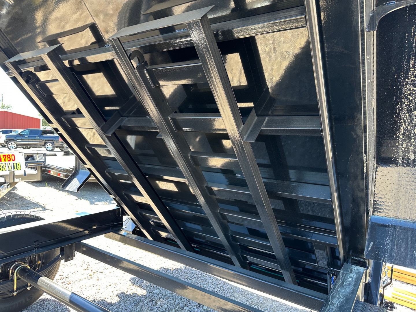 New 2025 Delco - Dump Trailer - 14' X 2' - Tarp - Ramps - Spreader Gate