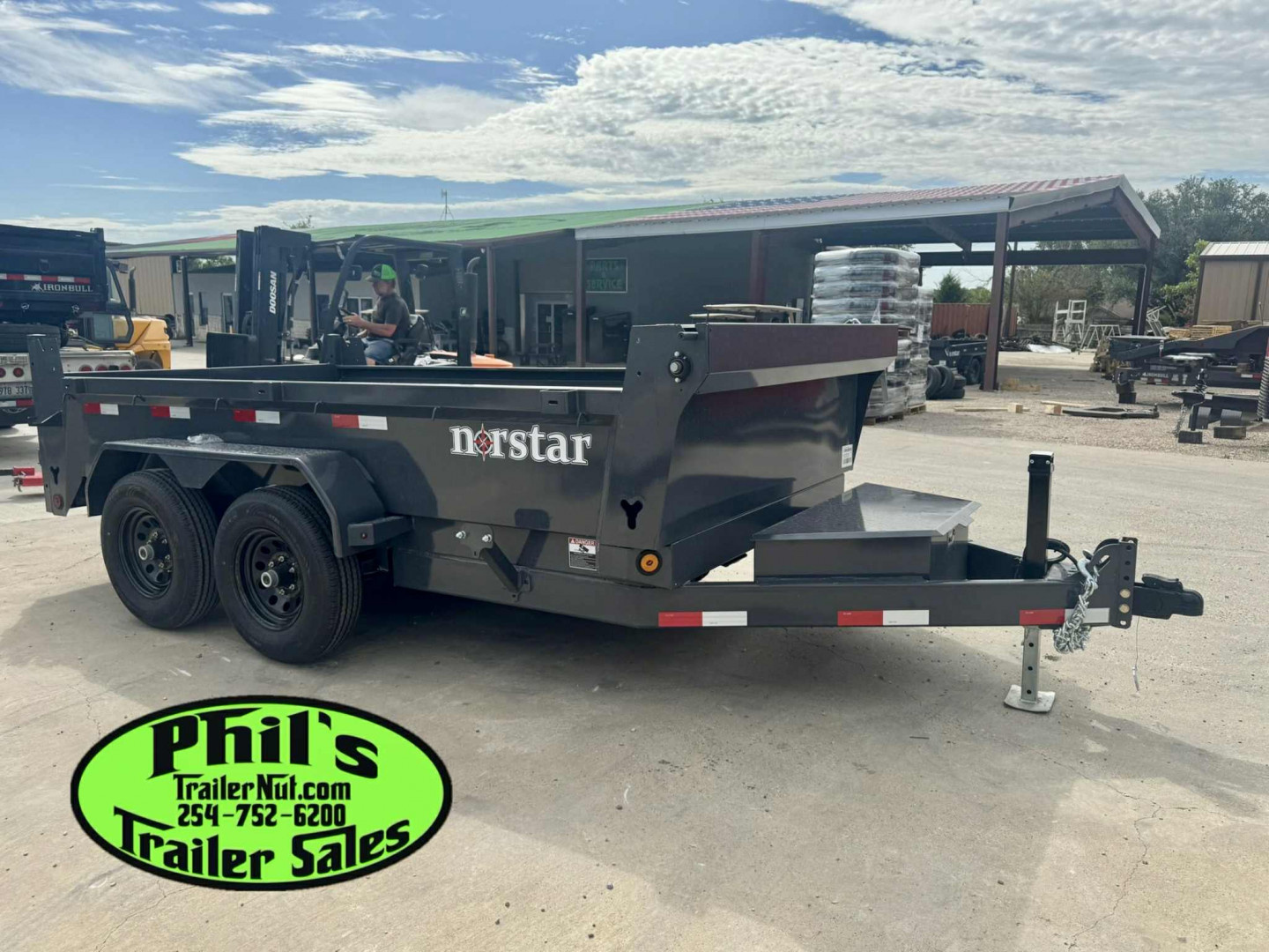 New Norstar 72X12 DUMP TRAILER SCISSOR LIFT & 5200 LB AXLES! Dump Trailer