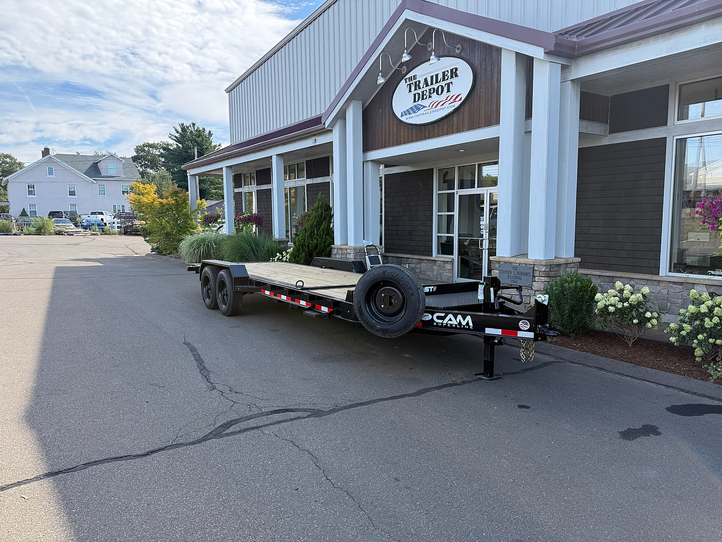 New CAM SUPERLINE 7′ X 18′ + 4′ BEAST SPLIT TILT TRAILER 22K