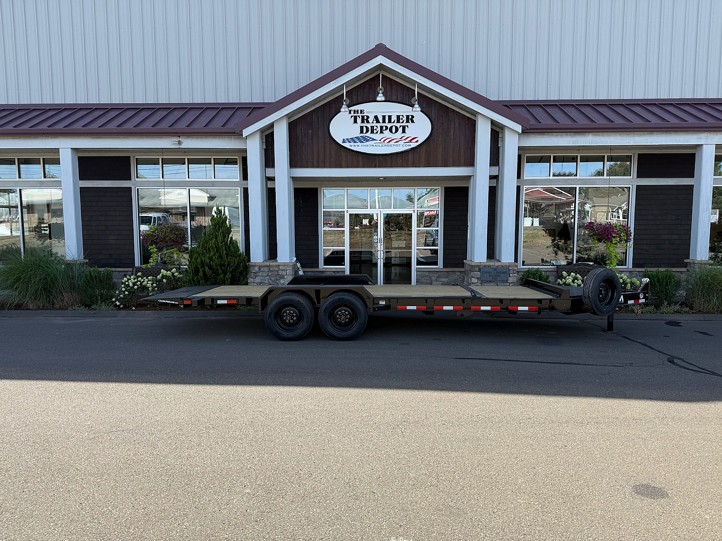 New CAM SUPERLINE 7′ X 18′ + 4′ BEAST SPLIT TILT TRAILER 22K