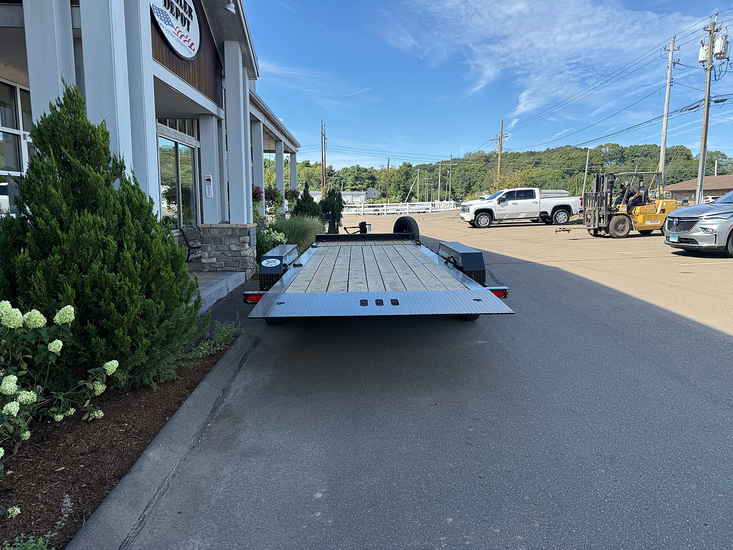 New CAM SUPERLINE 7′ X 18′ + 4′ BEAST SPLIT TILT TRAILER 22K