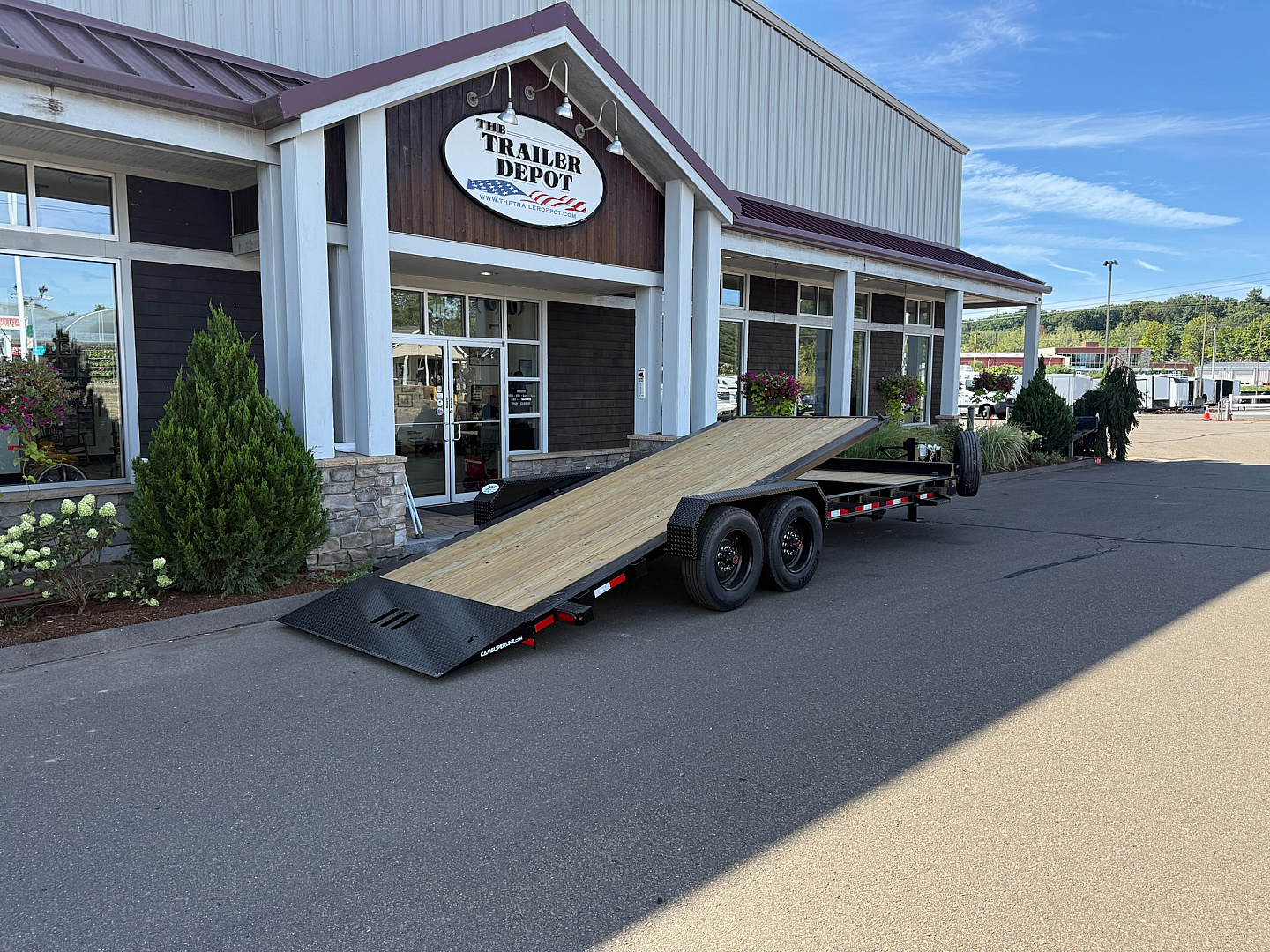 New CAM SUPERLINE 7′ X 18′ + 4′ BEAST SPLIT TILT TRAILER 22K
