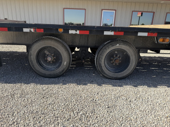 Used Load Trail 102"x40' GN Flatbed