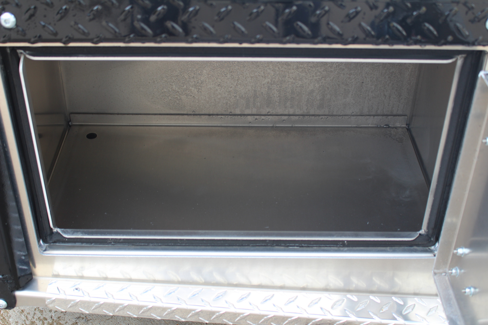New 2026 Hillsboro 500 Series Hybrid Steel/Aluminum Truck Bed 8' x 11.4' Truck Bed - 84" CA