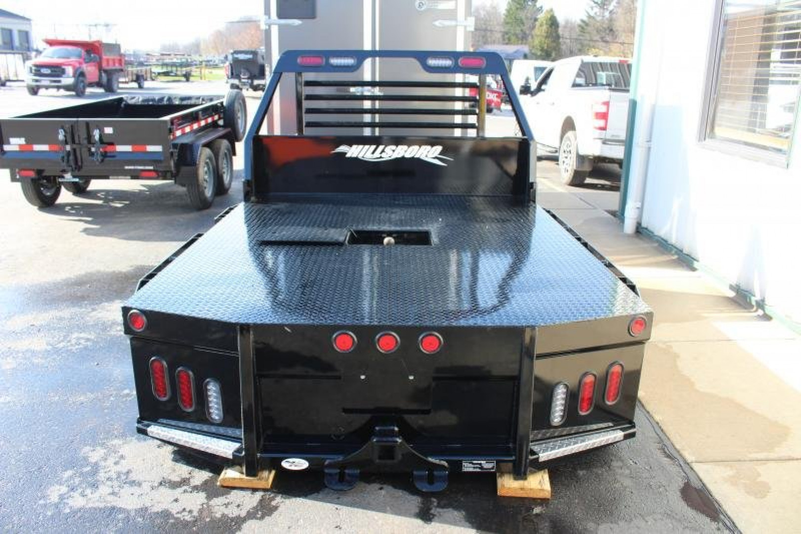 New 2026 Hillsboro 7' x 8.5' 500 Hybrid - SRW - Long Bed - FORD Take Off Bed