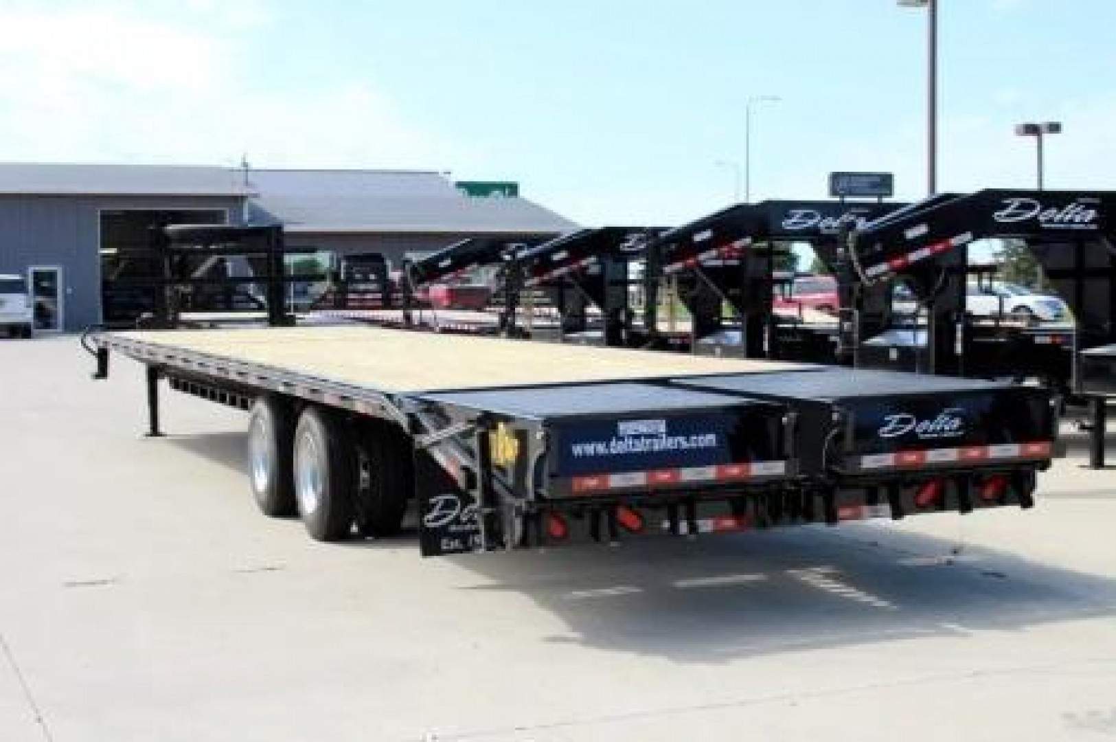 New 2025 Delta Trailers 36' Gooseneck Flatbed Trailer