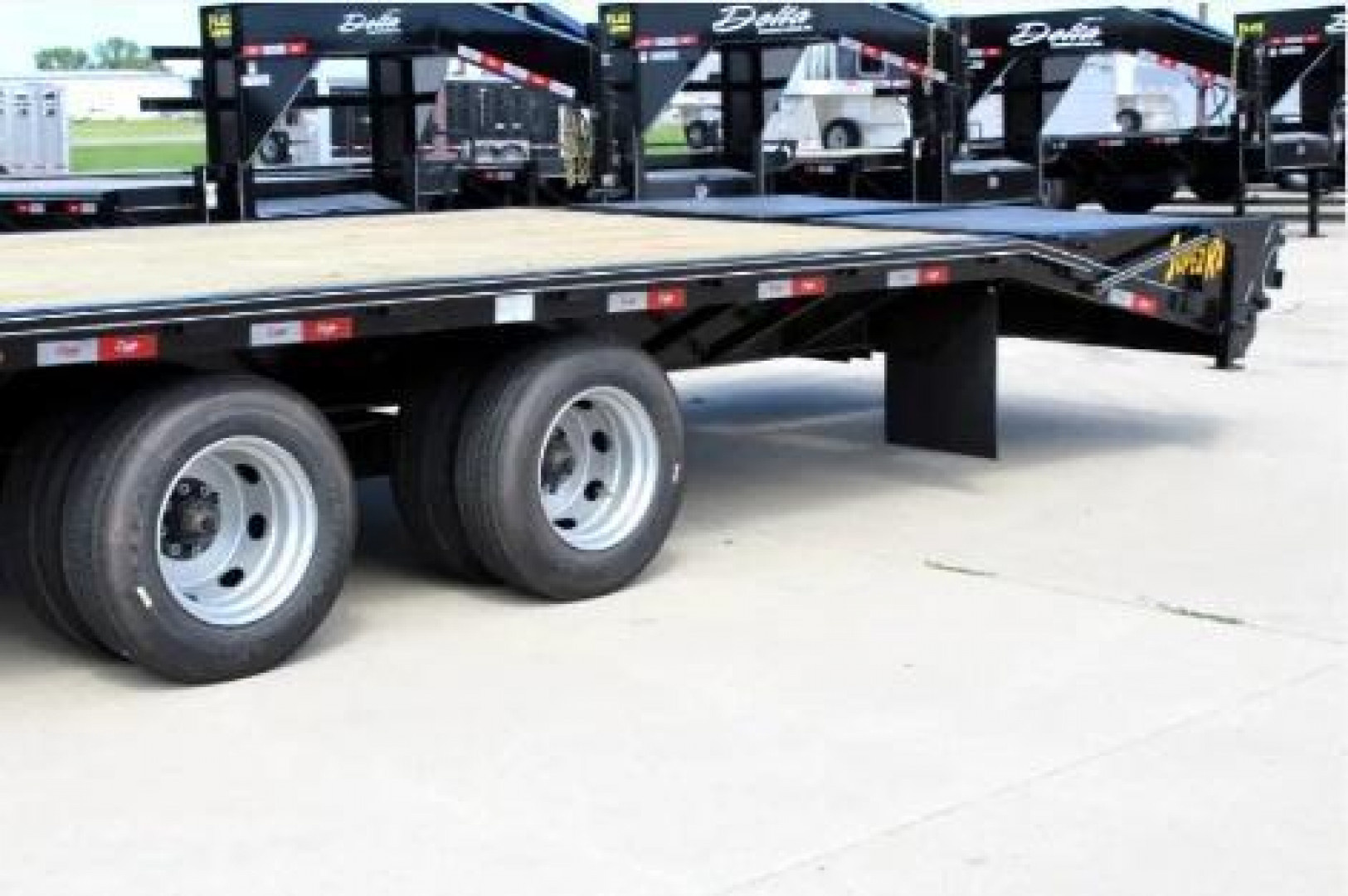 New 2025 Delta Trailers 36' Gooseneck Flatbed Trailer