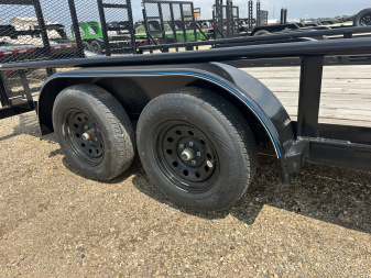 Used 2025 Top Hat 16x83 MP Utility Trailer